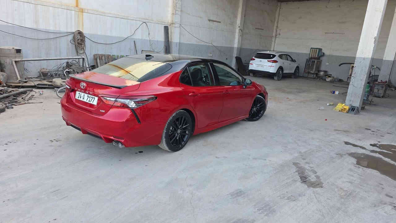 تــوێتا کـــــامری 2023 xse
جـار پارجەی سبــوغە
بۆنیتو جامل سەکن دوبەیە
 جاملۆغو دەرکەی سایێقی بەخی ئەمریکایە
ڕەقەم شاسیم دانایە
پەڕەشوت  نەتەقیە
ئــەو ڕەقەمەی لەسەرە لەگەڵ نیە

***********

ئـەگەر سەیارەکەت دەفرۆشیت نامە بنێرە با بلاوی کەینەوە لۆت
