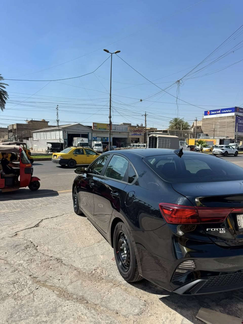 السلام عليكم كيا فورتي موديل 2024 حادثه جاملغ وبنيد سياره خير من الله كير مكينه مكفولات تدفئه تبريد شغال حداديه على البلاد سياره ماشيه 27 ألف فئت FE رقم أربيل بسمي سياره العنوان بغداد السعر 138 للأستفسار 
وتساب *********** 
للاتصال ***********
