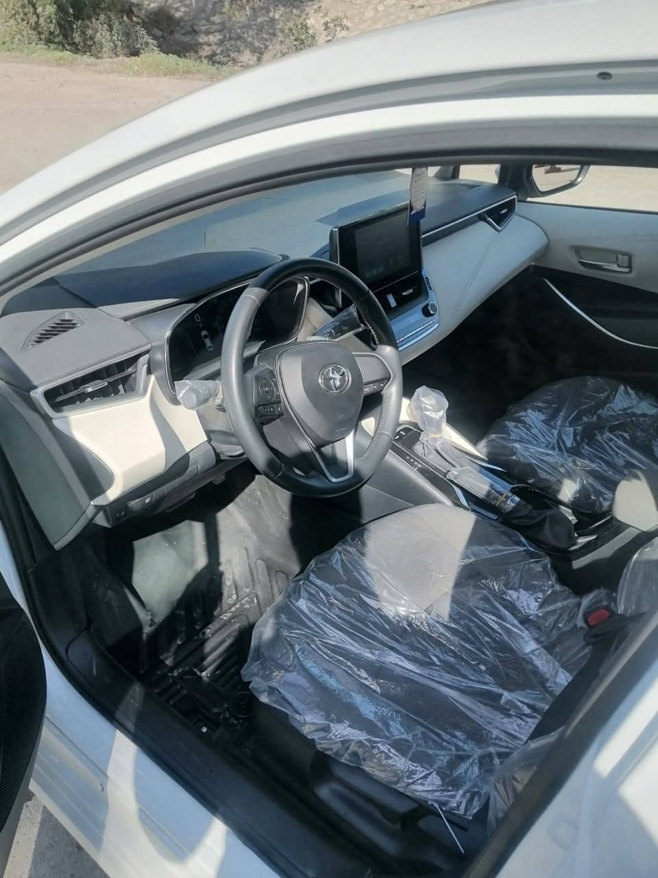 كورلا خليجي رقم اربيل ماشيه 20الف السعر 182وبيها مجال موديل 2024 فول مواصفات ***********
