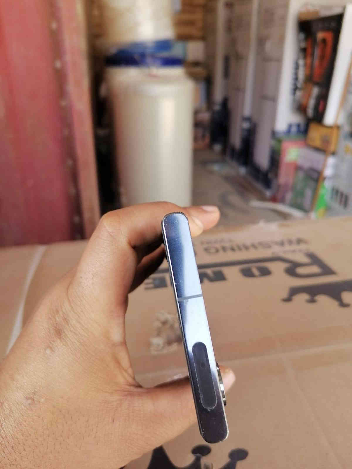 لبيع اس،٢٣ الترا نسخه الشرق لاوسط المرغوب كامل ملحقات مع ضمان الوطني ذاكره ٢٥٦ لون زيتوني استخدام سنه مكفول سعر ٧٨٠ الف عنواني شطره ***********
