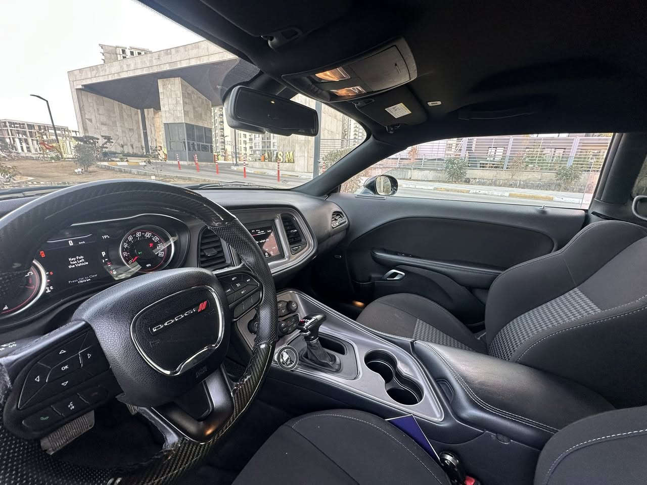 السلام عليكم
دوج جالنجرGt
 ٢٠٢٣
ماشيه ١٧ الف (بعده بريحه  شركه
السياره كلين 
من اجت دريت بيه حادث امامي ٣ قطع
سعره 175 قفل  
مكانه حي جهاد 

‭00 964 773 163 4492‬
