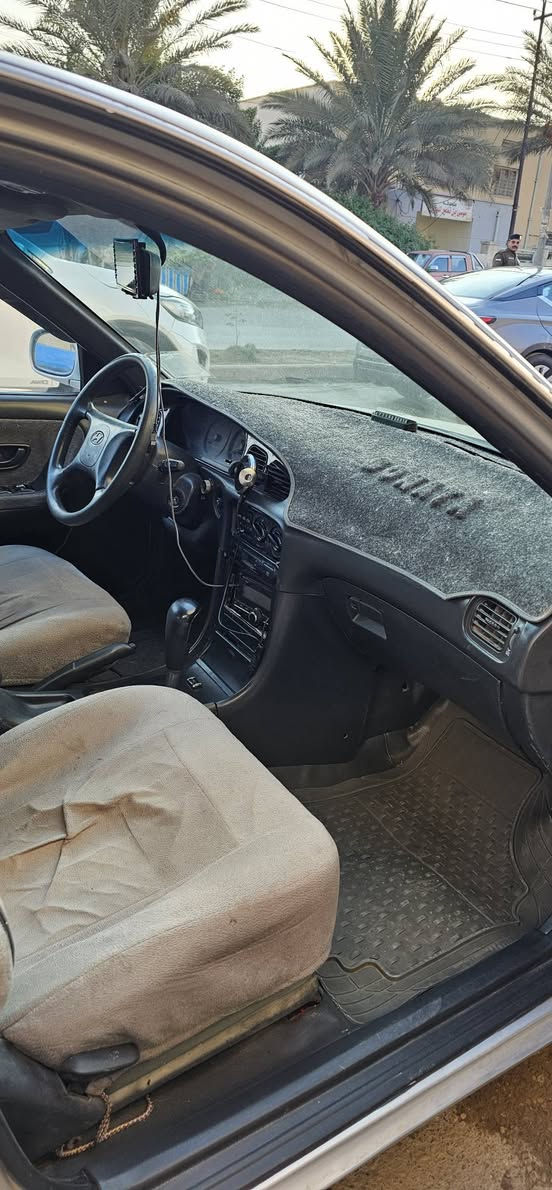 سوناتا تو 1994..... 
رقم بغداد باسمي  ….
شرط التحويل...  
(( كير اوتو ))
مكفوله من ضربه ولكص ول خياس ....
كهربائيات ع وضع شركه ولا ملعوب بيه... 
 دوشمه مدوشمه أحسن شي
ويل كب بلادي زلغ مابيه 
  ..تخم تاير.... جديد 
كهربائيات كله شغاله
ه حته ل بانزين هم يشتغل ..
نعومه ماشالله صاعد حديث 
سياره ما بيه كل عيب تخبل ول ياخذه  يرحملي من وراه 
دشبول يخبل ..
شرط لاضربه ولا طخه ولا كص و خياس  ولا كلشي وين ميعجبك روح افحص  ...
صدر خلفي أمامي كله جيد ما ملعوب بي عشركه  نعومه صاعد حديث ... بشرط ترايك 200 
غرفتها جديده ...دواخلها مثل كشنات شركه جدد ❤ ..كيجات كلها شغاله...
محرك مفتوح مو مسكر 2000 (المرغوب)
السعر خاص 
*********** مكاني واسط الصويرة
