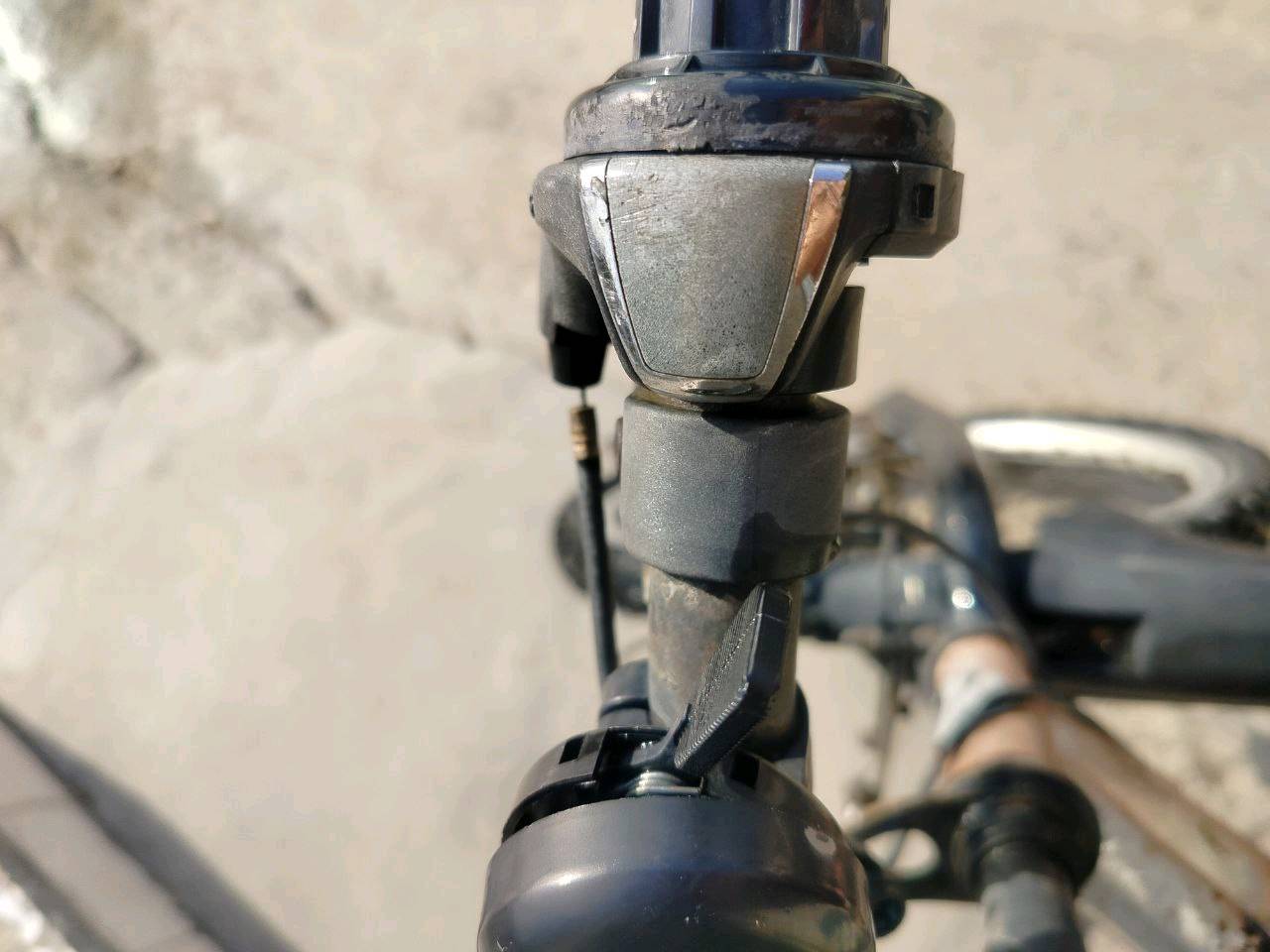 بايسكل ياباني بلادي حجم 26 اصلي جديد فقط متروك العنوان بغداد مدينة الصدر قطاع 54 شارع 60