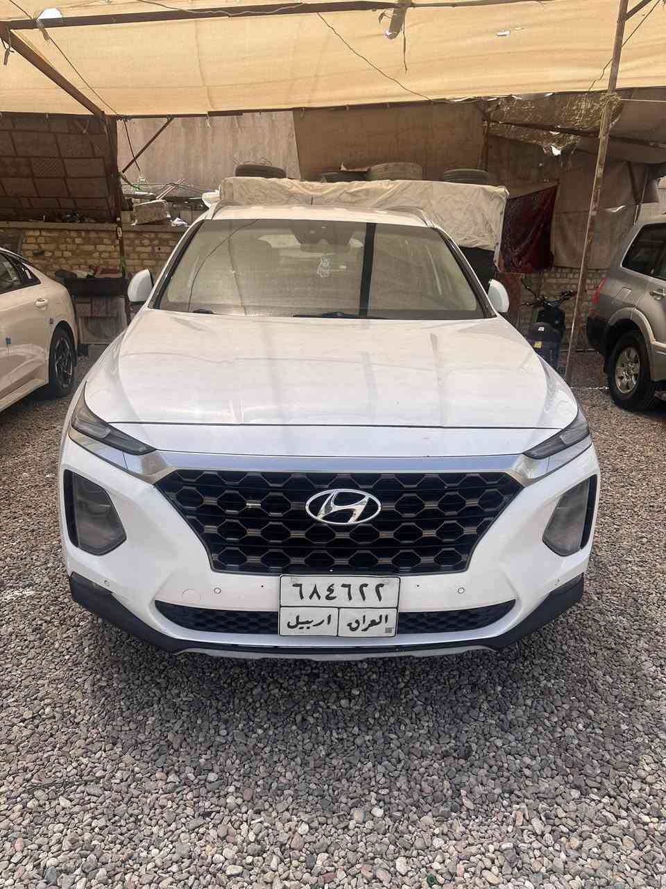 هونداي سنتافيه رقم اربيل موديل2020 محرك 6سلندر  بااسم شركة باب كهربائي  بصمه مرايات شفط ويا بصمه بردات خلفيه 
كشنات كهربائيه هواي بيها مواصفات سعرها 
240وبيها مجال
***********
