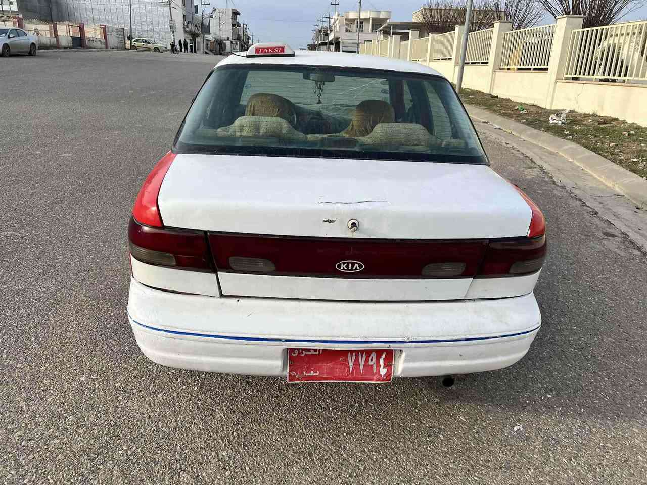 كياى سڤيا موديل 1994
ته كسى ***********
ئارمى پلاستيكى هـه ولير به شرت
گير عادى به شرت
كلاجو عينن و بولبرين كلاج تازه كوراوه 
پاوه رو مجموعى سوكان به شرت 
كاره باى باش 
پيشى درايم شفتى تازه 
بوشى ته بله تازه 
روتو بولتى تازه 
ده عمى قورسى نيه 
مه كينه 16به س لاسيك گيتى گورى ئه ويت 
تايه زؤر باش 
نرخى14 لاو معا مه له 
شوين چم چمال شمشمل, السليمانية
