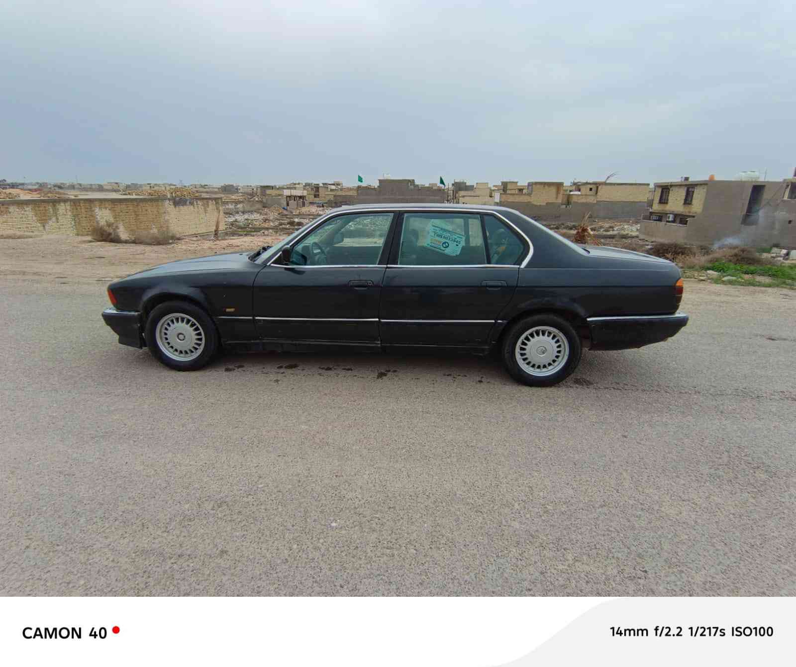 للبيع بي إم رقم بغداد حجم 735 موديل 91تلفون *********** سعر 45$  مكاني بغداد سياره مكفوله من ضربه وتبديل والخياس محرك وكير مكفول حداده خلفي  امامي جديد   دبلات جديدة دواخل جلد كشن كهربأء بطاين نظيفه دبل جكمجه دبل ايرباك فتحه سلايد وارد الماني إطارات نضيفه كهربائيات كلهه شغاله بجم عريض
