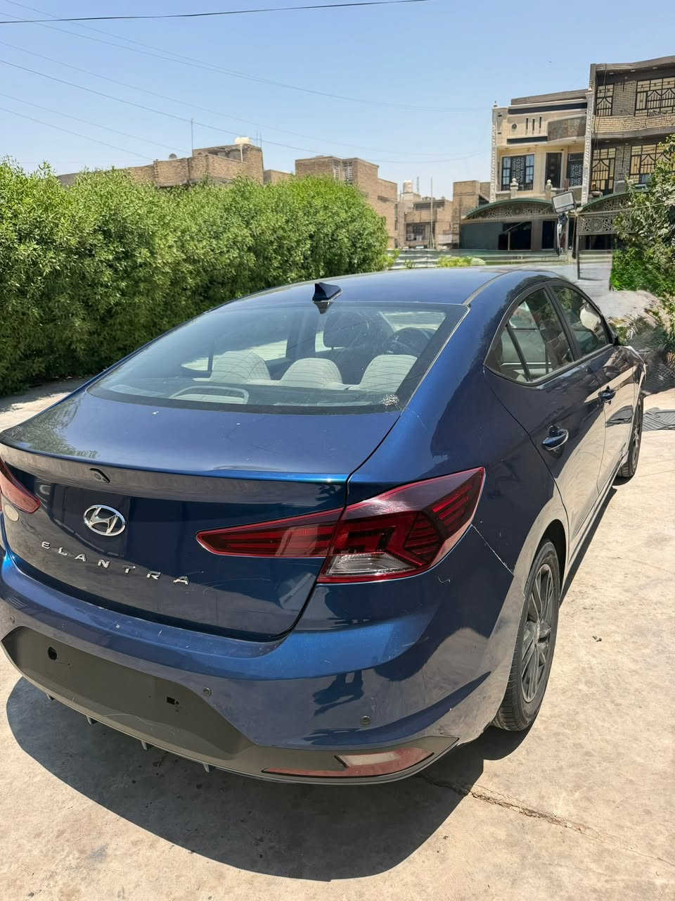 للبيع هونداي النترا 2019 
وارد امريكي حادثها جاملغين  وبنيد بدون دواخل بدون ايرباك فقط صبغ سببها حرك الضفيرة وصبغت الداخل رجعت كلشي بلادي 
نص فول تحكم جهتين 
منظومة تبريد جديدة 
كير مكينة نظيفات 
ماشي 77 ميل
رقم أربيل بسم عربي بغداد 
تحويل مباشر هزة جديدة 

سعرها 93 قفل قفل 
مكاني بغداد عبيدي 
***********
