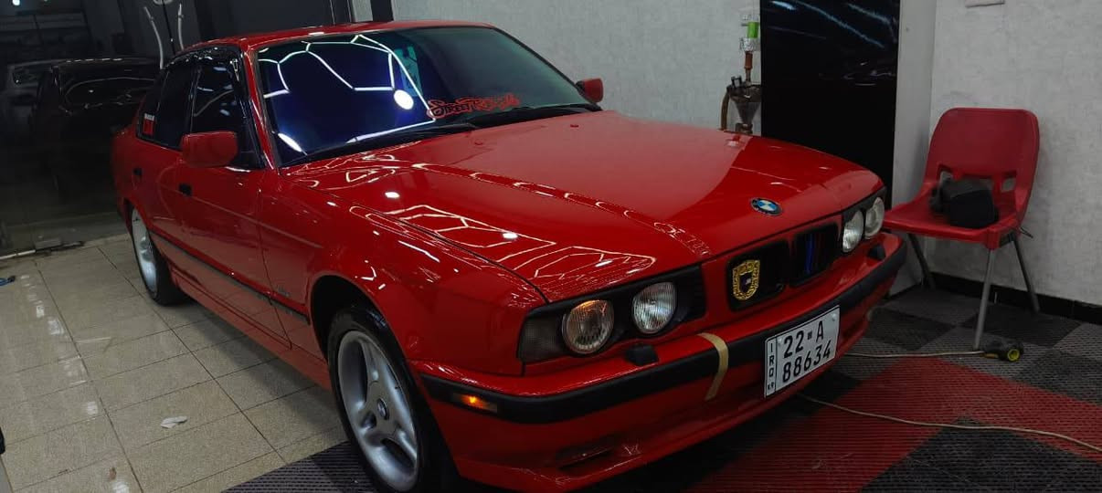 من رخصت الادمن المحترم 
BMW 
٥٢٥ مسكر فانوس دجدال المرغوب 🤷‍♂️
ألون أحمر دم الغزال 
كفاله عامه من دعاميه لدعاميه بشرط بارد مابيهاا تكحيل ما بيهاا كفاااااااله 
حداديه صدر ١٠٠ /١٠٠ 
تبريد تدفئه ١٠٠ /١٠٠ 
تايرات تخم  جديد 

داخل سياره نضافته زيرو ١٠٠/١٠٠  كنتاره ابيض ملكي 
تراي اسياره اقفلهاا ع ٢٦٠ 

عليهاا كزوز سل ستيل دبل كورسه سعره ٧ أوراق 
 
عليهاا هذا الويل معروف سعره والميعرفه ما راح يحبه أسأل عليه جنايه 

تشغيل عن بعد 
فول سياره فتحه 

سياره  إب اسمي تحويل ثاني يوم  

من الأخير ك نضافه اراهن عليهاا  بغداد 
 بس توازيت ع البيعه  
مكان السياره بغداد   رقم الهاتف *********** وتساب فقط 

سعر ١٢٠  وصارت عليه  فوك ال ١٤٠  بس توازيت ع البيعه وجماعات  أشده لا تخابر ولا تعب روحك 😘😘
