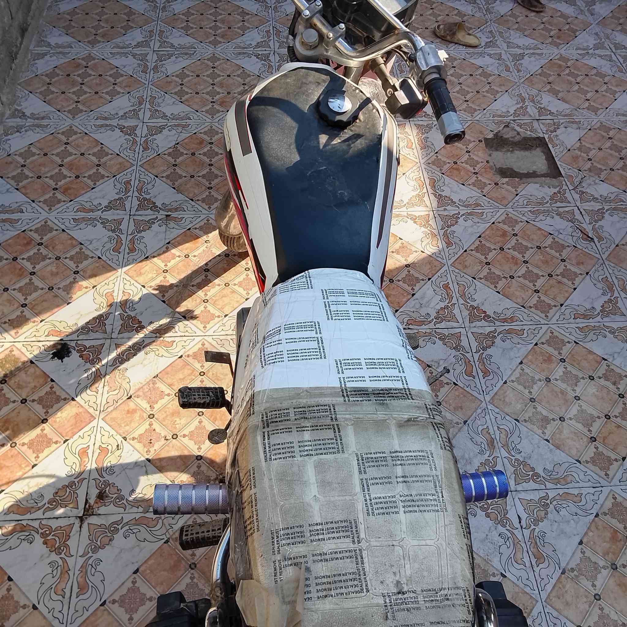 السلام عليكم دراجه للبيع تايجر موديل 2020 شغاله كهربائياتها جديده اوراق سعر50 3 مكان بابل النيل رقم*********** التلفون
