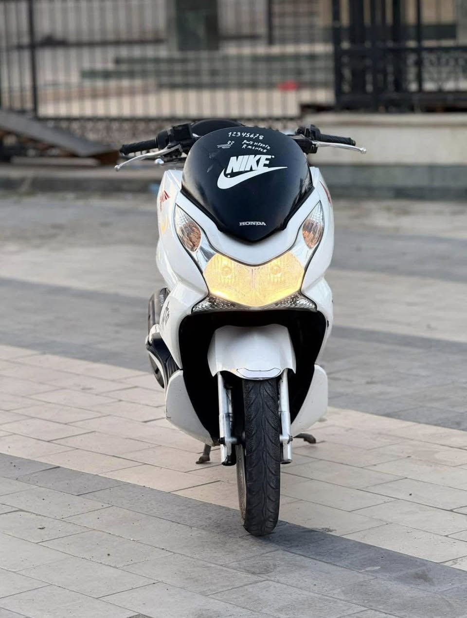 للبيع دراجه pcx ياباني الاصلي مكينه 150 حساس حرف A نوزل خطين ستان كهربائي حساس ازدحام دراجه جديده حساس شلعه معدل خير من اللّه دراجه تتعب تكول جديده مال جناي شرط برغي ممفتوح بيهه جيب فيتر وافحص مكان بغداد مدينه   السعر 9ونص وبيهه مجال
والاستفسار***********
