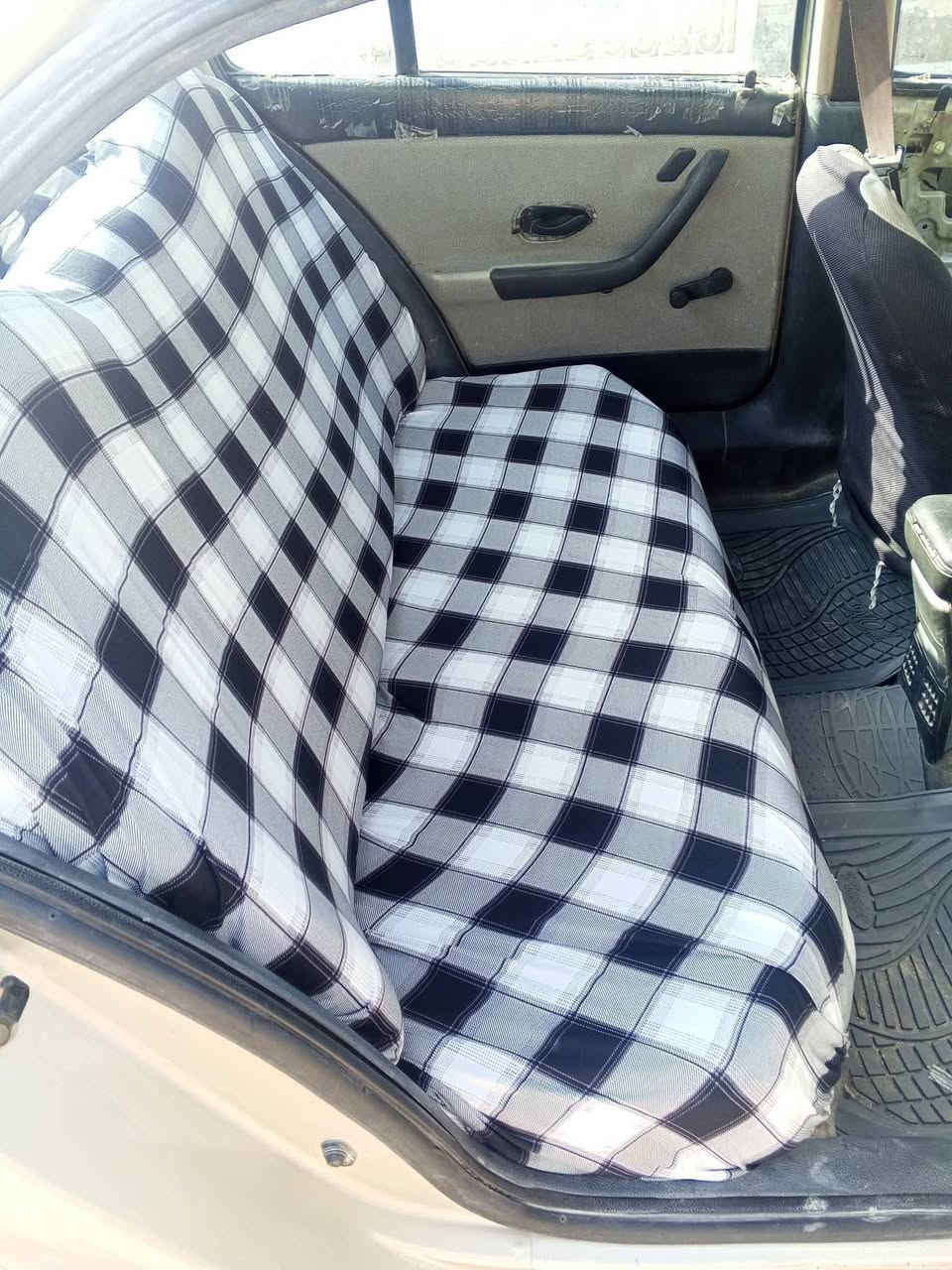 السلام عليكم سمند للبيع 2009 صبغت دعاميته بلونه وبدلت جامه كدام راعيه يريد مداور مكاني نجف مقابل قريه الغدير تعال وفقحص 
***********
