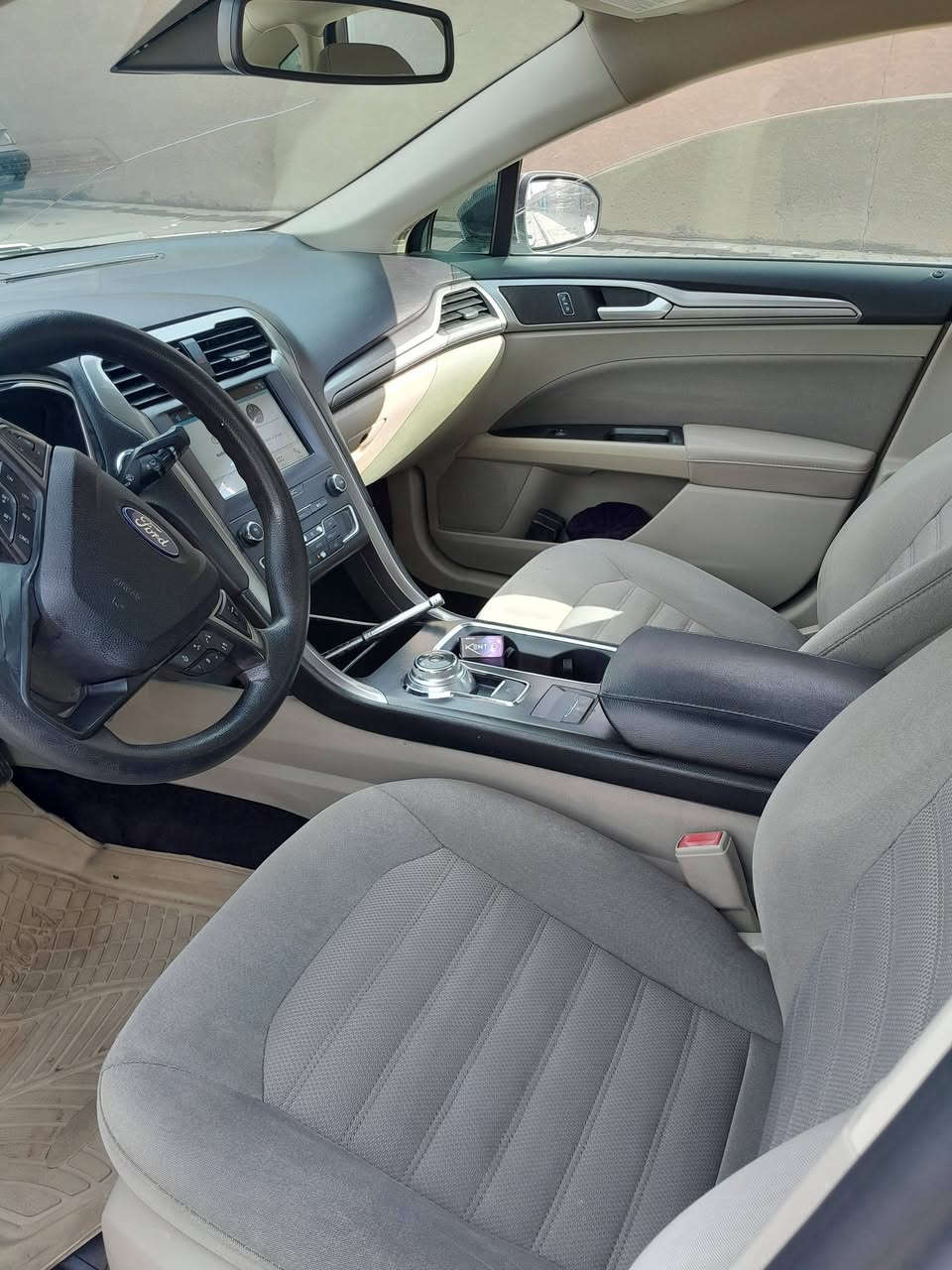 فورد فيوجن للبيع او مراوس محرك ١٥٠٠ تيربو رقم اربيل تحويل او وكاله كير موس رادار مواصفات فول عدا الفحته استخدام شخصي بجم كبس كير ومحرك مكفول السياره نضيفه جدا السعر ١٢٥ بيه مجال قليل  ***********
