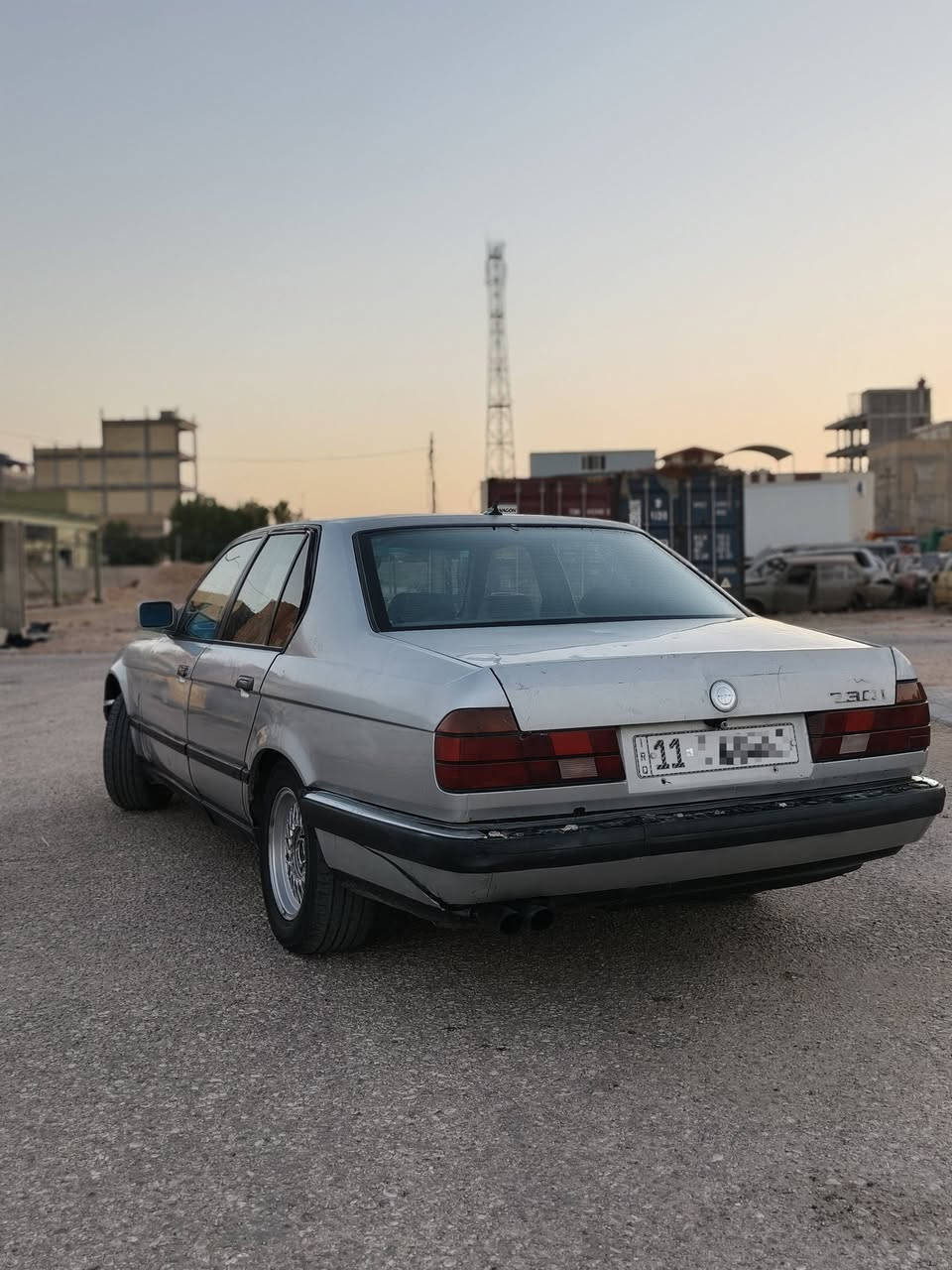 السلام عليكم 730 للبيع
موديل  1992

رقم بغداد بأسمي 

محرك  3.5 نضيف بس بي جاكوج مكسور 

كير يحرك ثالث بسبب خلل بالظفيره 

حداديه الاماميه نظيف بس الخلفيه تعبانه 

تخم تاير جديد 

بجم عريض 

بيها ضربه بالبجم 

السعر 33 بيها مجال 
مكانها نجف 
للاستفسار ***********
