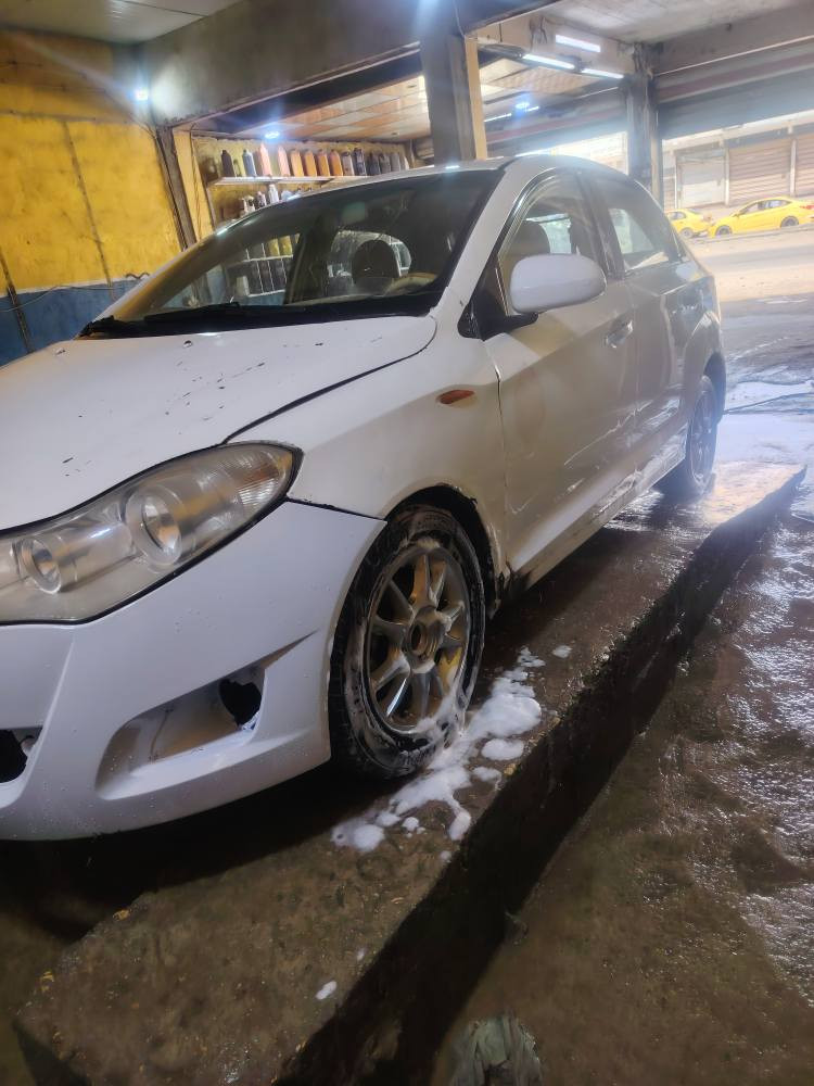 سلام عليكم شيري فلاوين 2011 مداور ثاني يوم مابيه ضربه قويه حداديه وكير والمحرك بي صوت براص ضعيف السياره شغاله كلشي مابيه فقط صوت براص للاستفسار *********** مكاني نجف النجف, العراق
