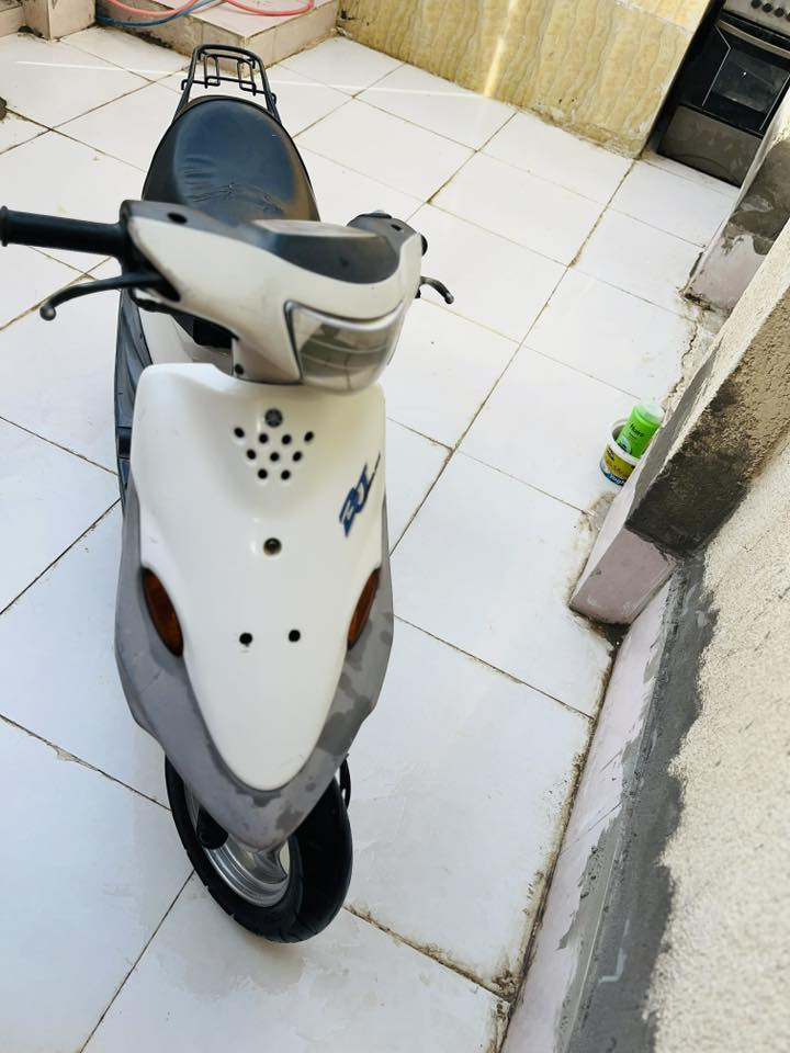 سلام عليكم شبابنه الطيبه        

العنتر للبيع.                                                                 جاهز وما ناقصه شي 

1_ الكابريته يحتاج تنضيف 

2_الكفرات اصليه 
3_ الكهربائيات كلها شغاله 
4_ سلفه هندر 
5_ مكاني ناصريه حي التضحيه 
6_واتس ***********
7_ السعر 750 بيها مجال شراي راسل واتس
