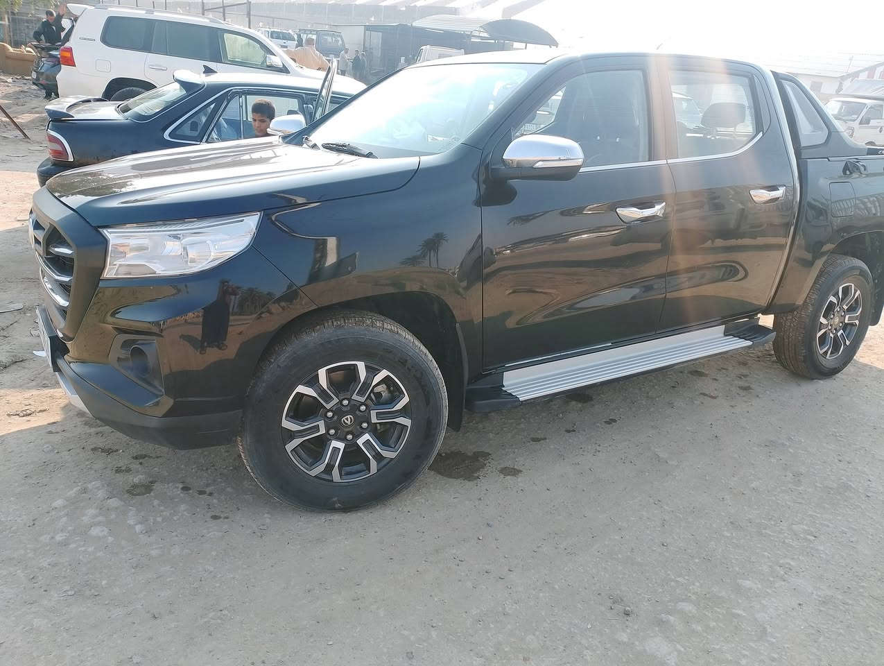 للبيع    بيكم شانجان هانتر موديل 24
محرك 2400تيربو 
سيارة ماشية 59
كلش نضيفة 
سعر 175 البيع سبب ضروف صحية 
بل خير على الي ياخذها 
هاتف ***********
