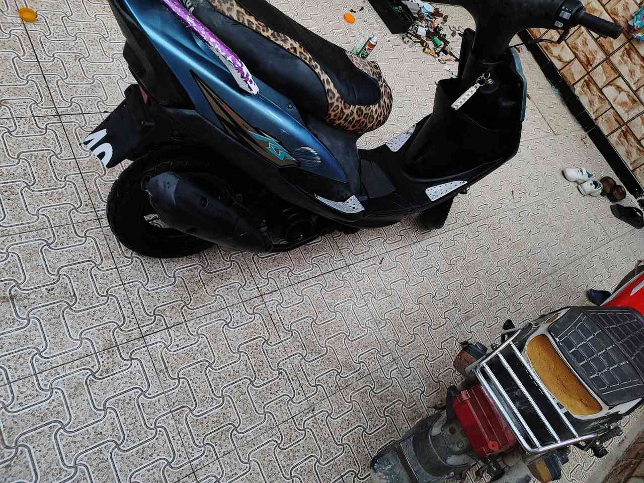 ماكس عدلة لبيع دراجة نضيفة نهضة تخبل بوشة 55تجفيت جديد السعر خاص رقظ التلفون ***********
