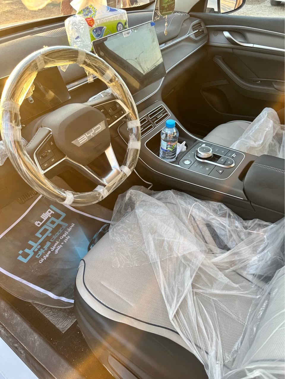 سلام عليكم بي وايدي  دسترويل داخل ابيض 2025 رقم بصرة بأسمي تحويل ثاني سياره جديده كامله ملحقاتها واير شحن مثلث جهاز نفخ ماشيه 5000 مكاني بصره *********** )*********** البصرة, العراق
