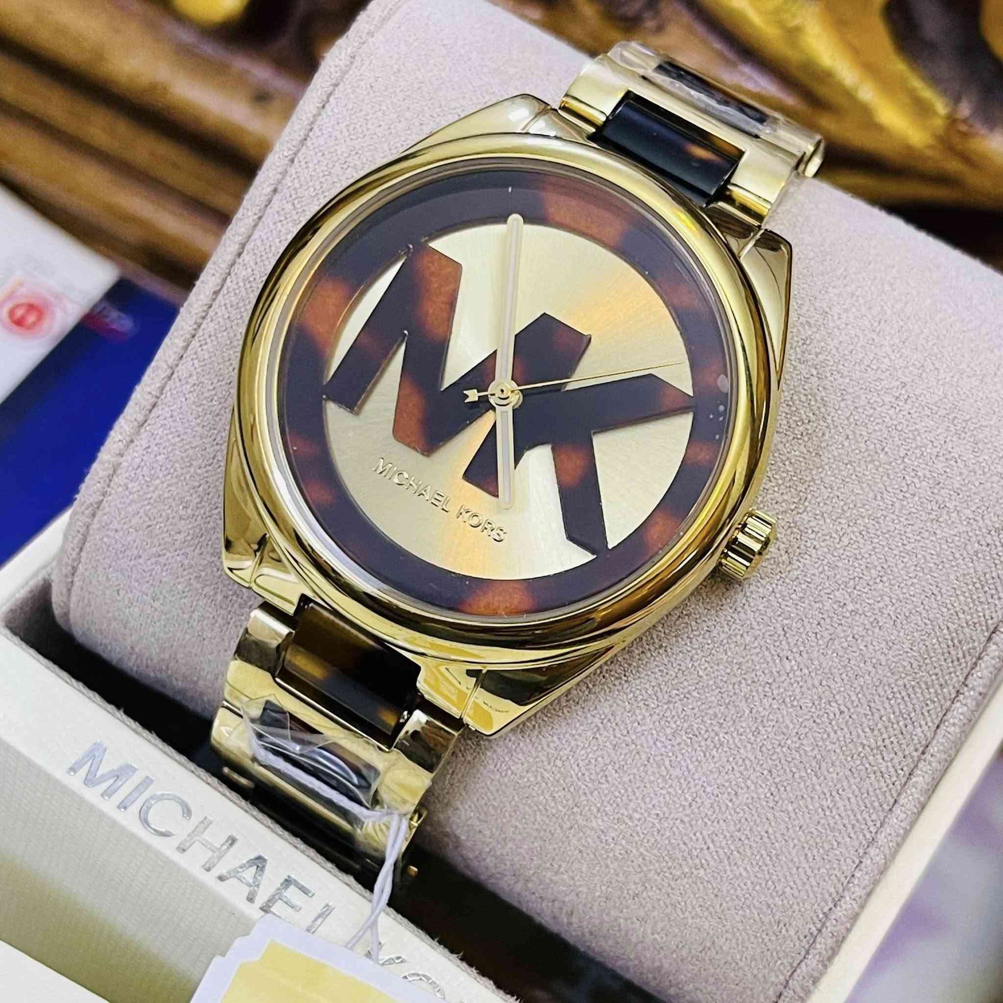 مايكل كورس موديل التايكر
اورجنال كامل مرفقات للحجز خاص


**إذا كنت صاحب هذا الإعلان وتريد حذفه لأي سبب، رجاءا أرسل رسالة إلى الدعم الفني**