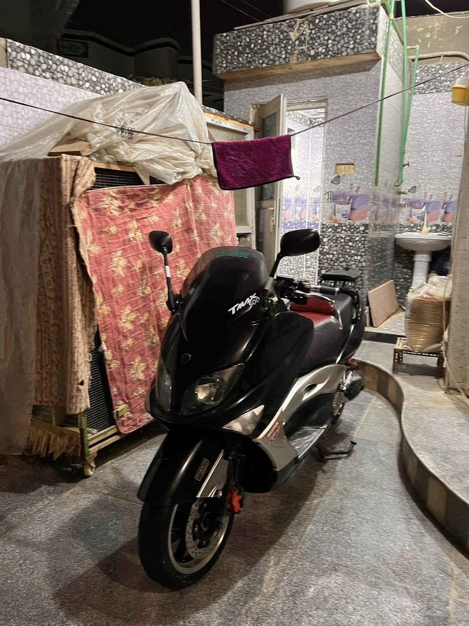 السلام عليكم تي ماكس للبيع مديل2008 مكفوله بيه صالنصه رياضي وكلج مالوسي رايدها ب27 وبيه مجال 
مكاني ناصريه مركز
***********
