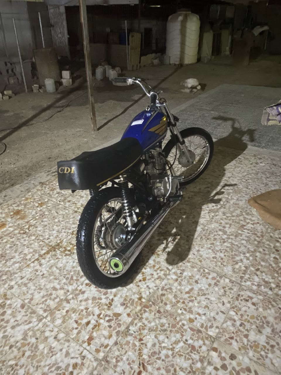 سلام عليكم دراجة نامة للبيع اوراق اصولي دراجة مامفتوحة برغي مكاني ناصرية مركز السعر 900وبيها مجال ***********
