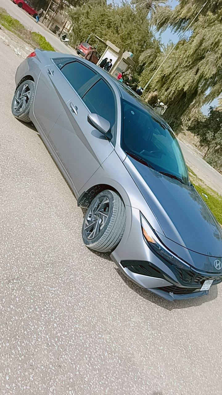 بيع مستعجل
النترا هايبرد فول مواصفات حادثها بسيط بالجنطة والدعاميها رجعت نفسها السعر ١٦٠ 
***********
