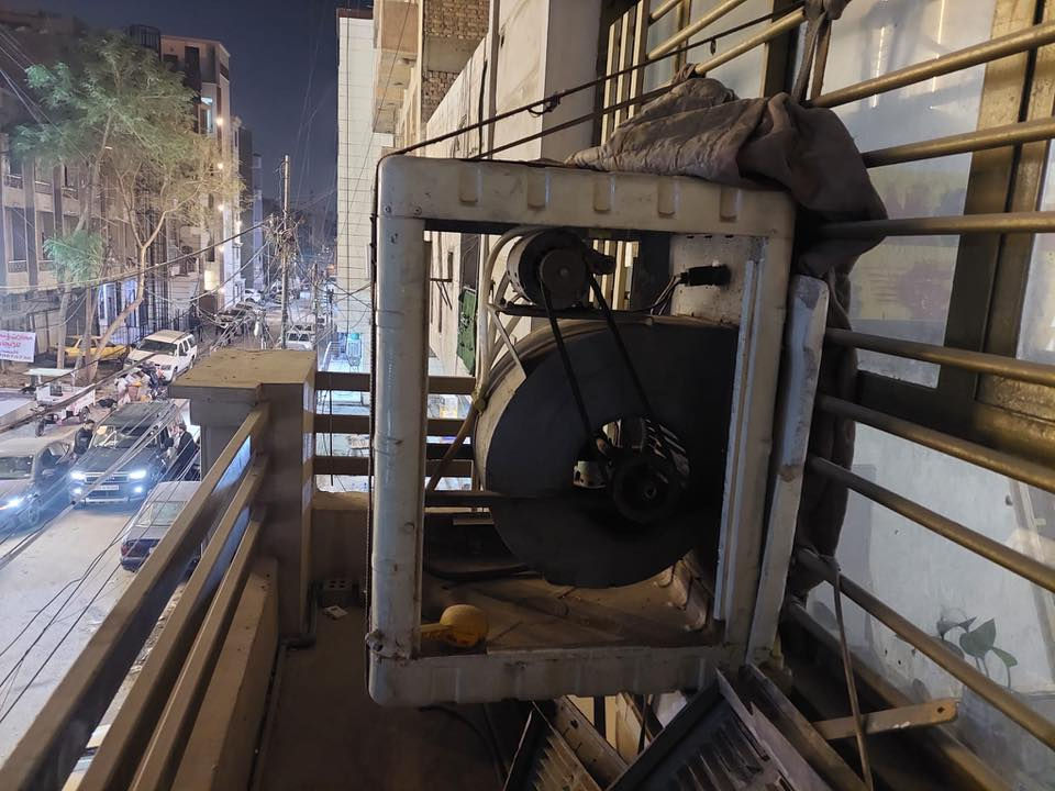 اثاث مستعمل نظيف  ماخذه جديد متوازي ع بيعتهن لبيع كل الغراض واكو نواعم بعد ممصورهه
واتساب ***********
السعر خاص للي يريد يأثث بيهن او ع باب الله يستفاد بيهن
