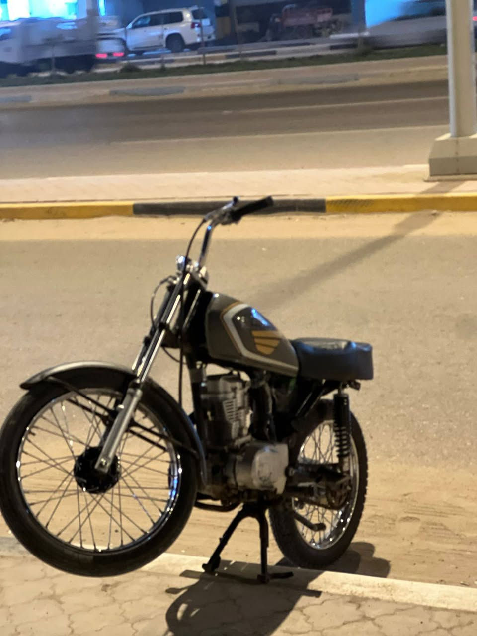 دراجه رابيدو مكينه مديل 22 مجفته مره وحده مبدل كور وبستم كور نامه بلاد والجناي يعرف كلك كلك كلك تعمير جديد معدل و فصله  وشلعه الفيديو ضالمها تجي وتشوف بعينك
مكاني بصره جزيره
رقمي ***********
السعر 550 وبيه مجال للطيبين
