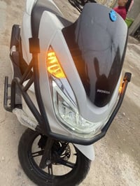 دراجه pcxجيل الثاني ياباني  موديل 2018 محرك حجم 125cc دراجه مال رمبه ص...