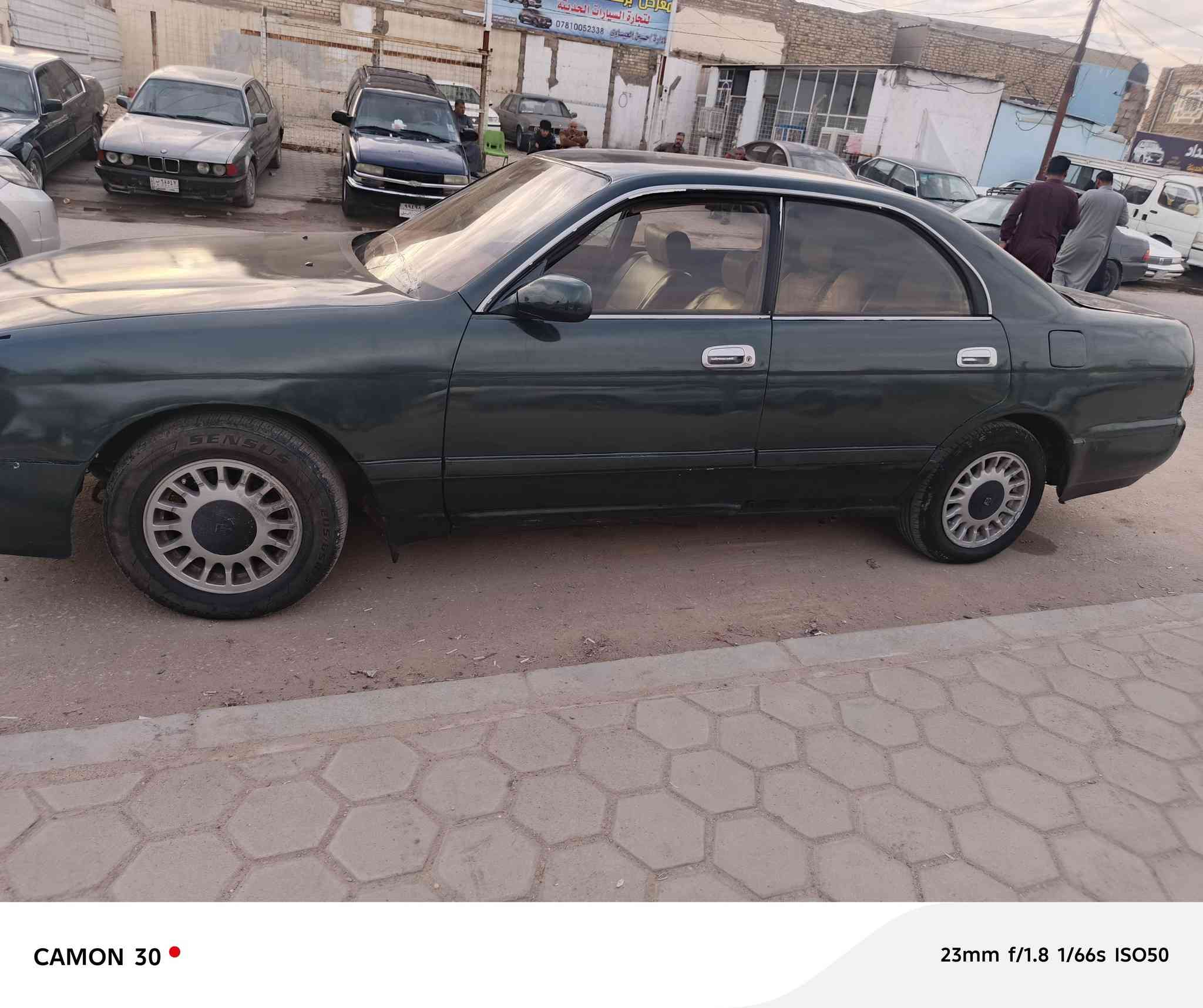 @إشارة  الجميع السلام عليكم بطه للبيع ومراوس حسب القناعه مكفوله من الكص والنقل الجثه والعيب الشرعي رقم نجف الماني سنويه لل28 سياره صبغ جديد بعده مامبولشه ضربه بيه بل جنطه مكينه وكير مكفولات 2500حداديه 70بل100مكان السياره نجف سعر 38وبيه مجال بسيط ***********
