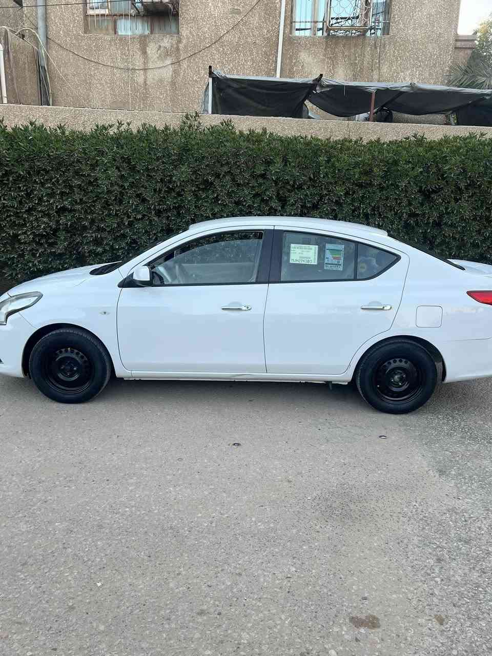 للبيع صني هندي بليته زركه موديل 2022اربيل إنكليزي بأسم شركه وكاله تحويل سياره كفاله عامه ابيع ع فحص جاهزه من كلشي
ماشيه 80 الف
سعر 110 مجال بسيط 
مكان النجف اتصال 📞 فقط
***********
