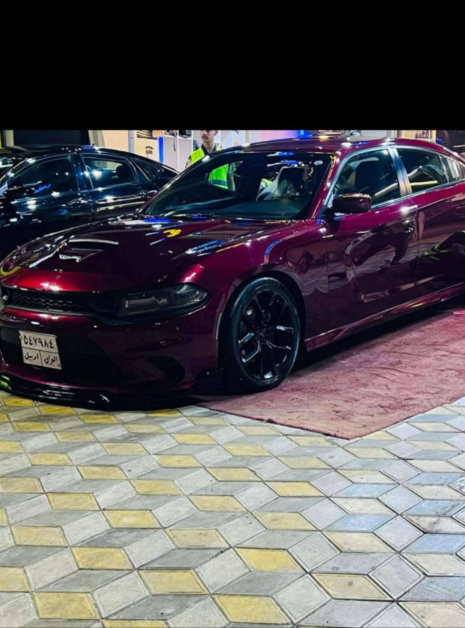 سلام عليكم السعر 200وبيهه مجال قليل
جارجر دايتونا 2017 فول ماعده الفتحه كفاله عامه حادثهه دعاميه وسونارهه موجود لون كرزي مكينه 5700 رقم اربيل بسمي الشراي يتصل ***********

