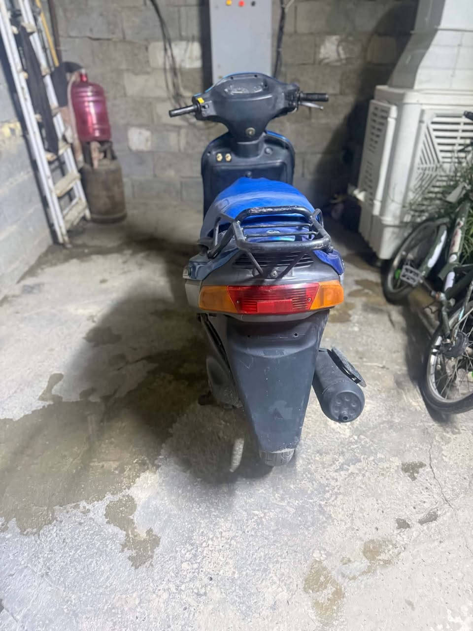 ساسوكي فكستار مكينه 150cc السرعه 100 دراجه مجفته تجفيت مضبوط مكفوله من كلشي دراجه عليه ادمه من التاير لتاير مابيهه اي نقص 
للمراوس فقط مكلف بالنشر التواصل مع ابو امير الكناني مكاني بغداد البياع


**إذا كنت صاحب هذا الإعلان وتريد حذفه لأي سبب، رجاءا أرسل رسالة إلى الدعم الفني**