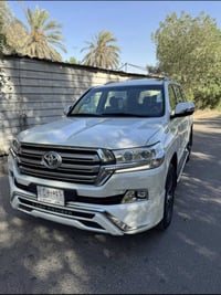 لاندكروز 2017برريم اصل  اصل فول 1/1 السياره جديده لوك  مكفوله كفاله عا...