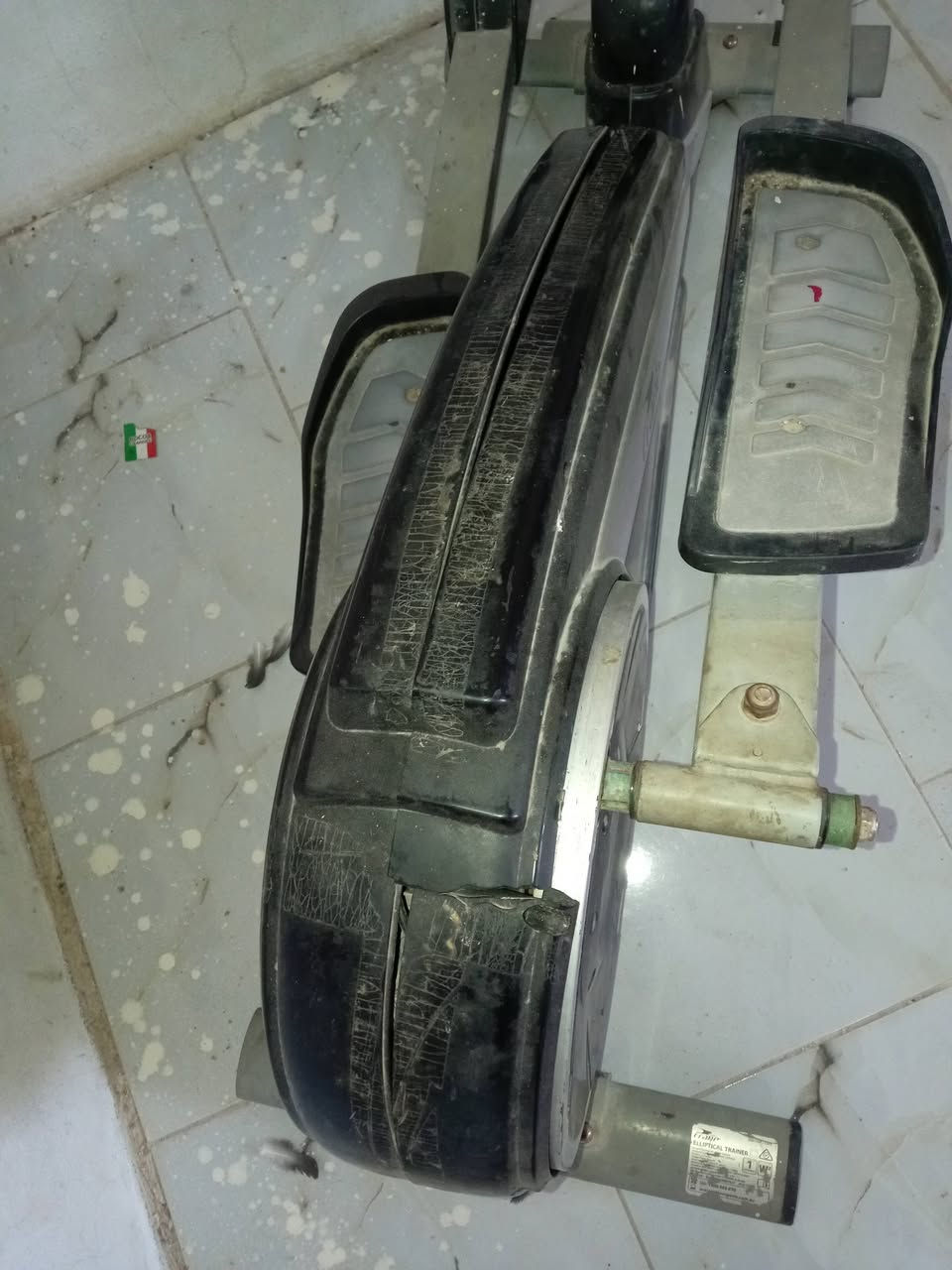 السلام عليكم جهاز اوبتكال للبيع سعر50الف قفل الجهاز يحمل وزن 175 الشاشه عاطله واكو كسر بسيط بل كشر موضح بصور


**إذا كنت صاحب هذا الإعلان وتريد حذفه لأي سبب، رجاءا أرسل رسالة إلى الدعم الفني**