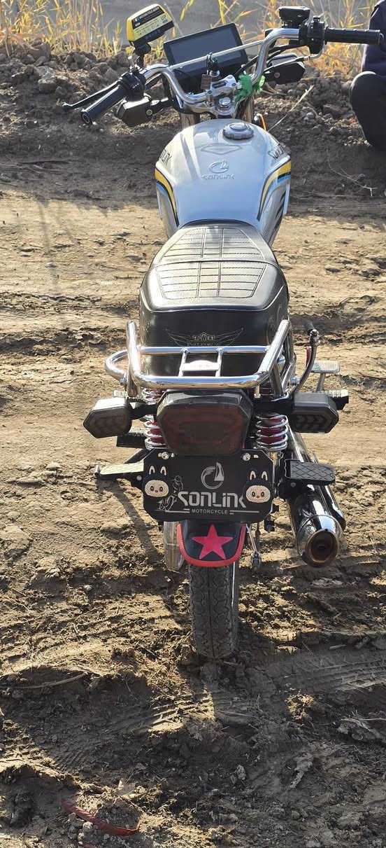 السلام عليكم دراجه تايكر موديل 2025 اوراق دراجه صار شهرين من طلعته وكيل مكفوله من التاير للتاير اسعر 750 وبيه مجال المكان الهاشميه ***********
