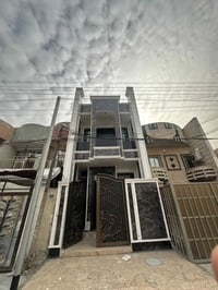 ٨٤م • مدخلين • ٣غرف