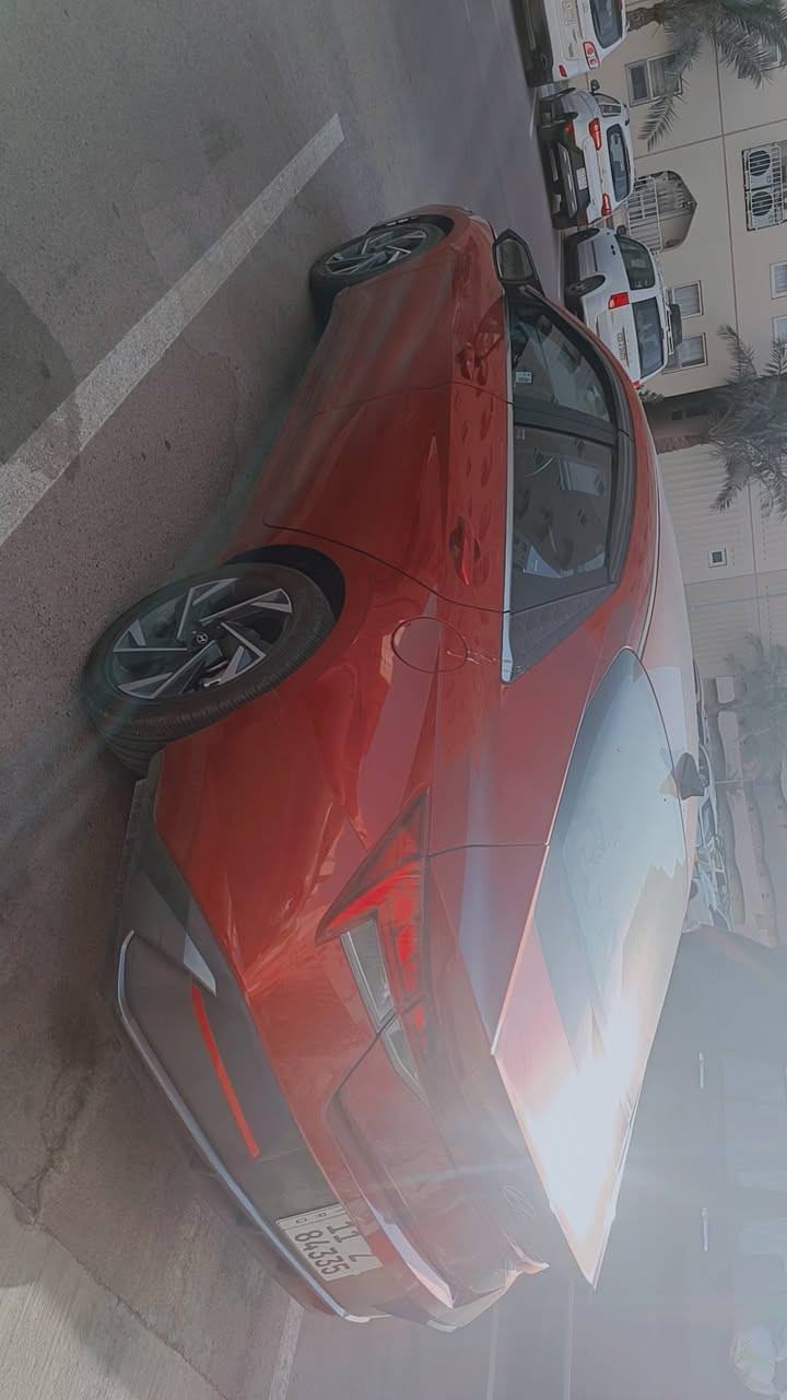 السلام عليكم ورحمة الله وبركاته 
النترا 2024 فول مواصفات بانزين
فتحة
لدات امامي وخلفي
سايد بريك بصمة
دشبول متصل 
بدون ايرباك
مكينة 2000
ماشية 30 الف
الضرر تبديل قبع صندوق فقط
مكان السيارة بسماية 
رقم الهاتف ***********
السعر 180 قفل ..
