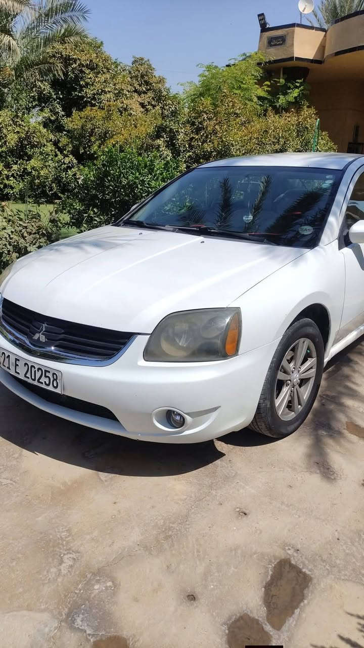 سلام عليكم كالنت 2010 للبيع  السعر 81  بيها  مجال جاملوغ مصبوغ فقط والثاني مبدل بدون اي ضرر داخلي والباقي مبين فول نضيف  رقمها سليمانيه رقم الجديدد
محرك 2400  للاستفسار ***********
