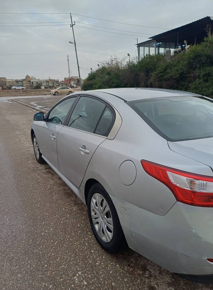 ڕینۆ سافران ٢٠١٢ کامل مواسەفات ٤ پارچەی لای سەکن بۆیاخە گێڕ و مەکینە بە شەرت نرخی ٦٥ وەرەقە و مەجال رانية, السليمانية


**إذا كنت صاحب هذا الإعلان وتريد حذفه لأي سبب، رجاءا أرسل رسالة إلى الدعم الفني**