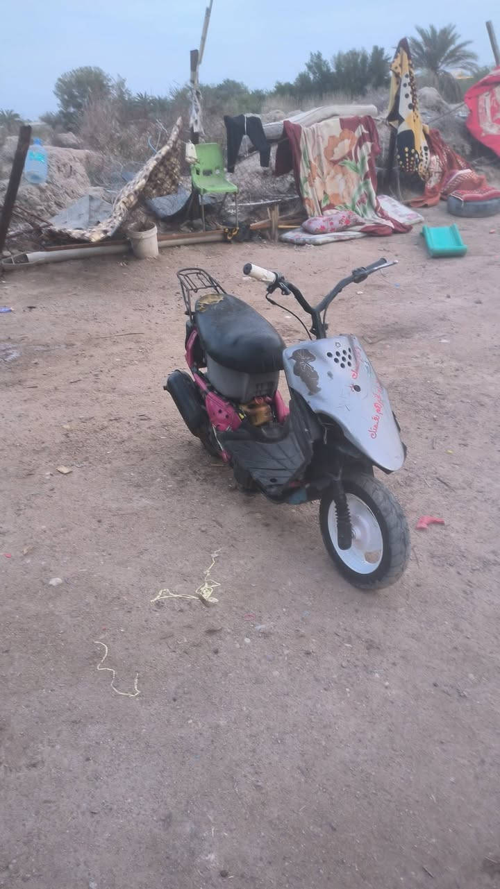 السلام عليكم دراجه للبيع سعرها 125 وبيها مجال قليل مكاني بصره ابو الخصيب وهذا رقمي
*********** بي واتساب

