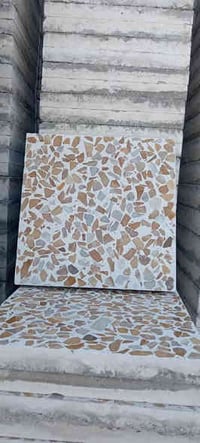 كاشي رقم ٤ • ٣٠×٣٠ • الموصل الساحل الايمن