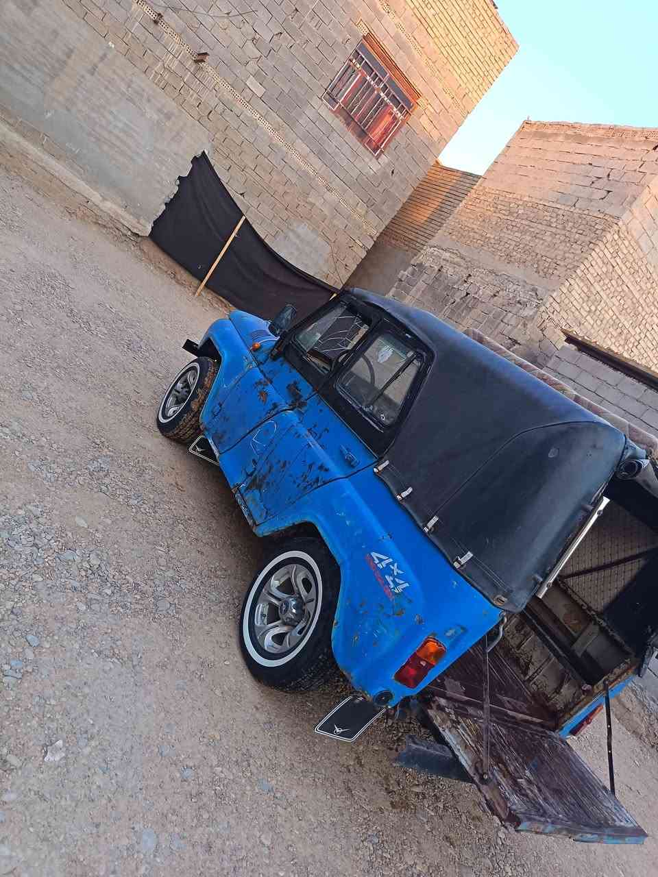 لبيع تحويه كامله عده البور السعر مليونين أو ٨٠٠    ***********

