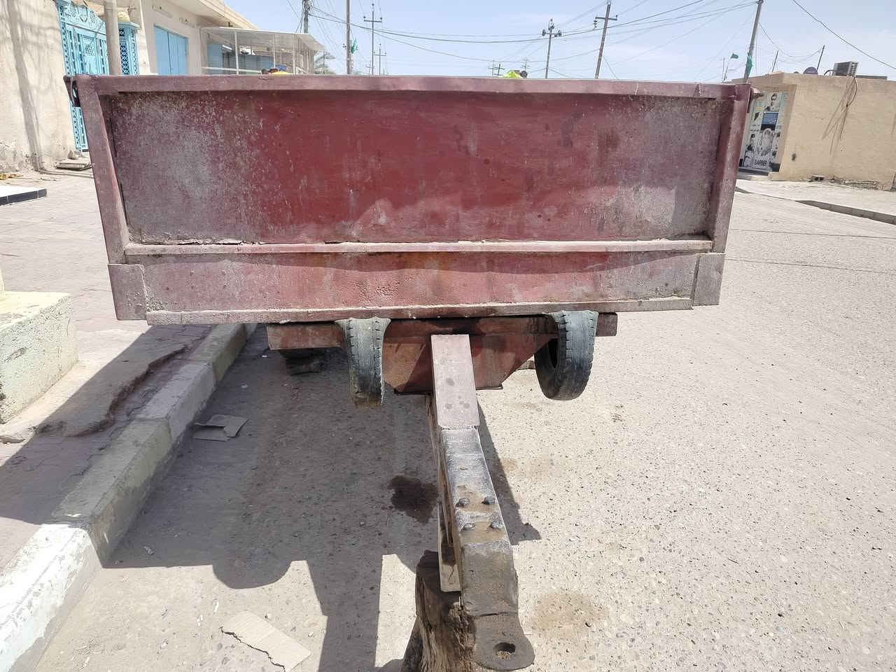 السلام عليكم عربانه سكندريه نظيفة للبيع العنوان ميسان العماره حي العسكري الاتصال على الرقم ***********

