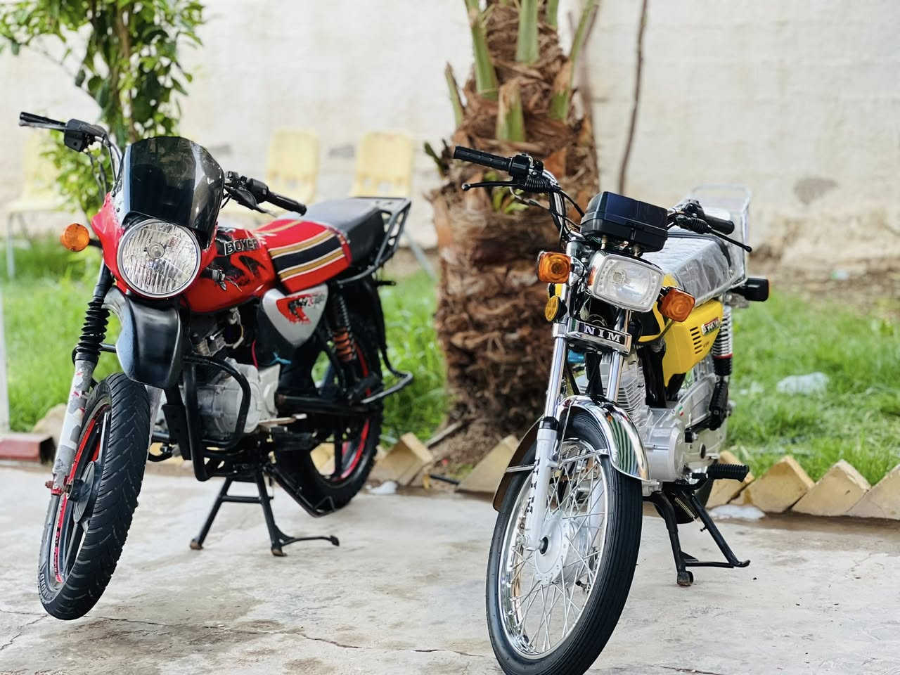 وفر لدينه اولاً:نامه امتياز شبه اصلي موديل 25دراجه مكفوله كفاله عامه من الشخط ماشيه شي قليل اقل الشهر يعني ما متعوبه جانت مضمومه الدراجه لون ليموني الماشي بل سوك سعره 750وبيه مجال الإعزاز وتدللون

وتوفرت يمنه بوكسر باجاج جبلي الأصلي وليس الصيني دراجه لا تبخير ولا تنقيص توه مجفته جاهزه على آخر حبايه موديله  18وسعر احله من كلشي 850وبيه مجال العزاز  عليه بكاني ناصريه قلعه سكر منطقه اعكيل لاستفسار اكثر :***********
