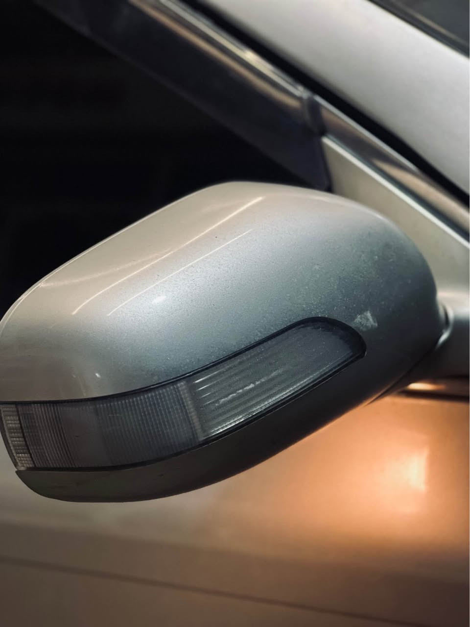 شاهينه براوه ١٨٢سلايد ئاوينه ئيشاره ت ٣دووگمه ناور ره ساسى ساج ره ش٢٠٠٥ شوشه ى گيروو مه كينه ى به شه رتى ١٠وه ستا سه قفي وه ك شووشه سحرى 50گه لاو تؤزى مهامه له شووين كؤيه *********** كويسينجاك, أربيل
