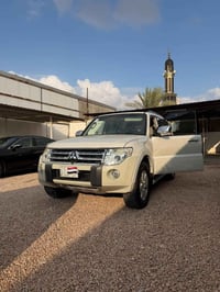 باجيرو V6 • ٢٠٠٩ • فول مواصفات