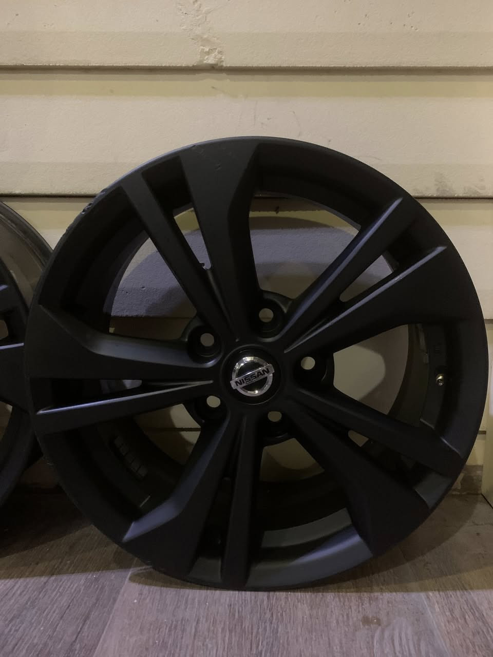 للبيع
تخم ويل سنترا ٢٠٢٢بلادي 
مكان كركوك ***********
٢٥٠ الف
