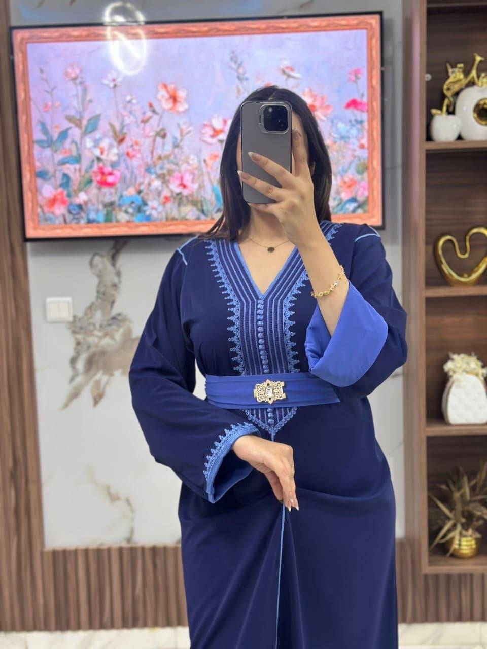 ♦️قفطان كرناج مخدوم بالدكرادي بالحزام 
♦️نوع التوب كريب  
♦️المقاسات :  M L XL XXL
♦️للتواصل في الخاص


**إذا كنت صاحب هذا الإعلان وتريد حذفه لأي سبب، رجاءا أرسل رسالة إلى الدعم الفني**