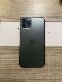 آيفون ١١ برو • نظيف • شاشة وكالة